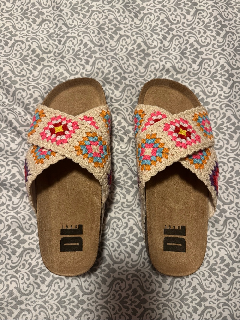 women’s crochet sandals